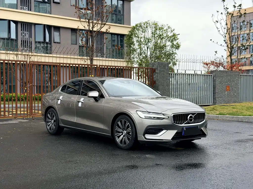 Volvo S60 2020 T4 Luxury
