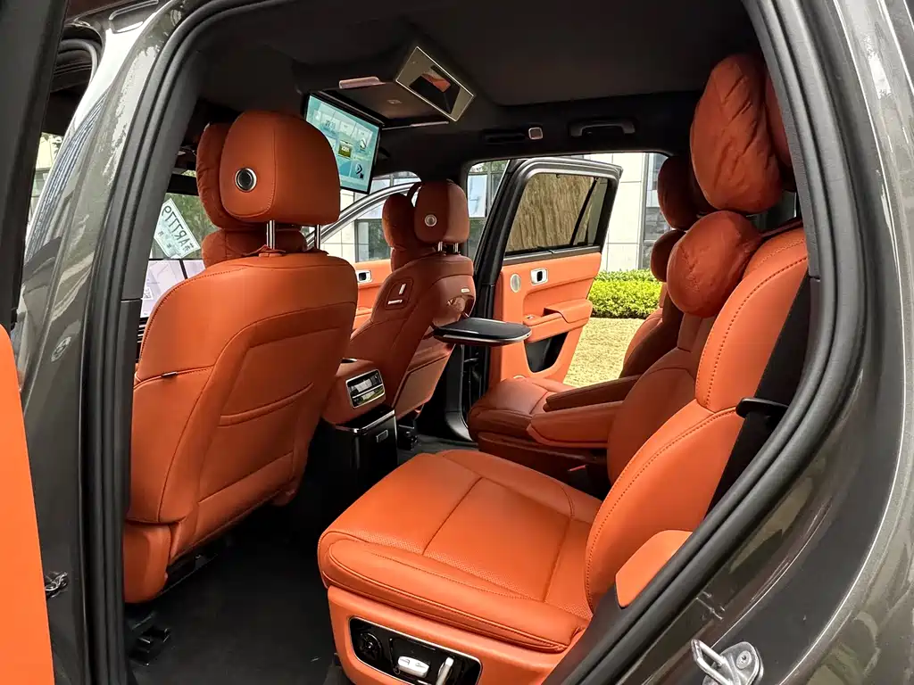 Li Auto Li L8 — миниатюра 10