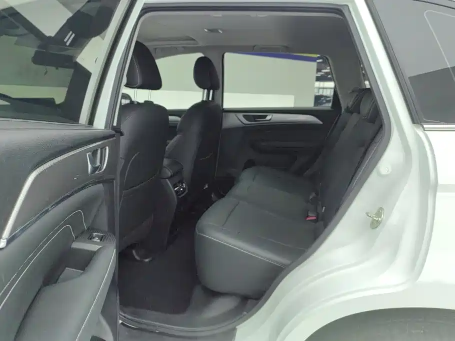 Haval M6 — миниатюра 11