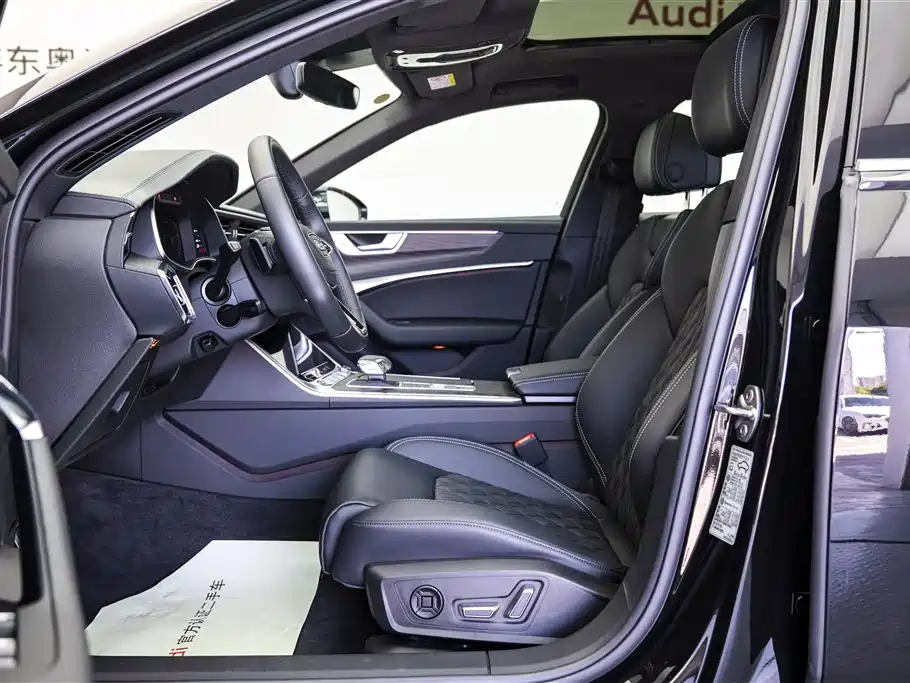 Audi A6L 2025 45 TFSI quattro