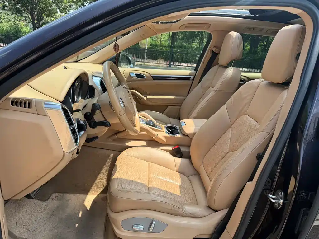 Porsche Cayenne 2011 Cayenne S Hybrid 3.0T