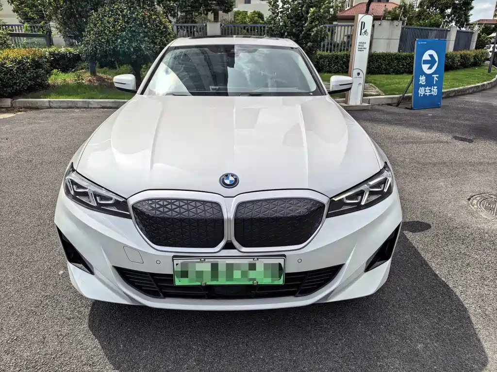 BMW i3 — миниатюра 2