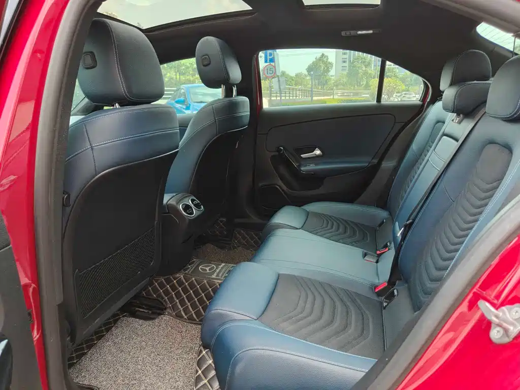 MERCEDES-BENZ A CLASS