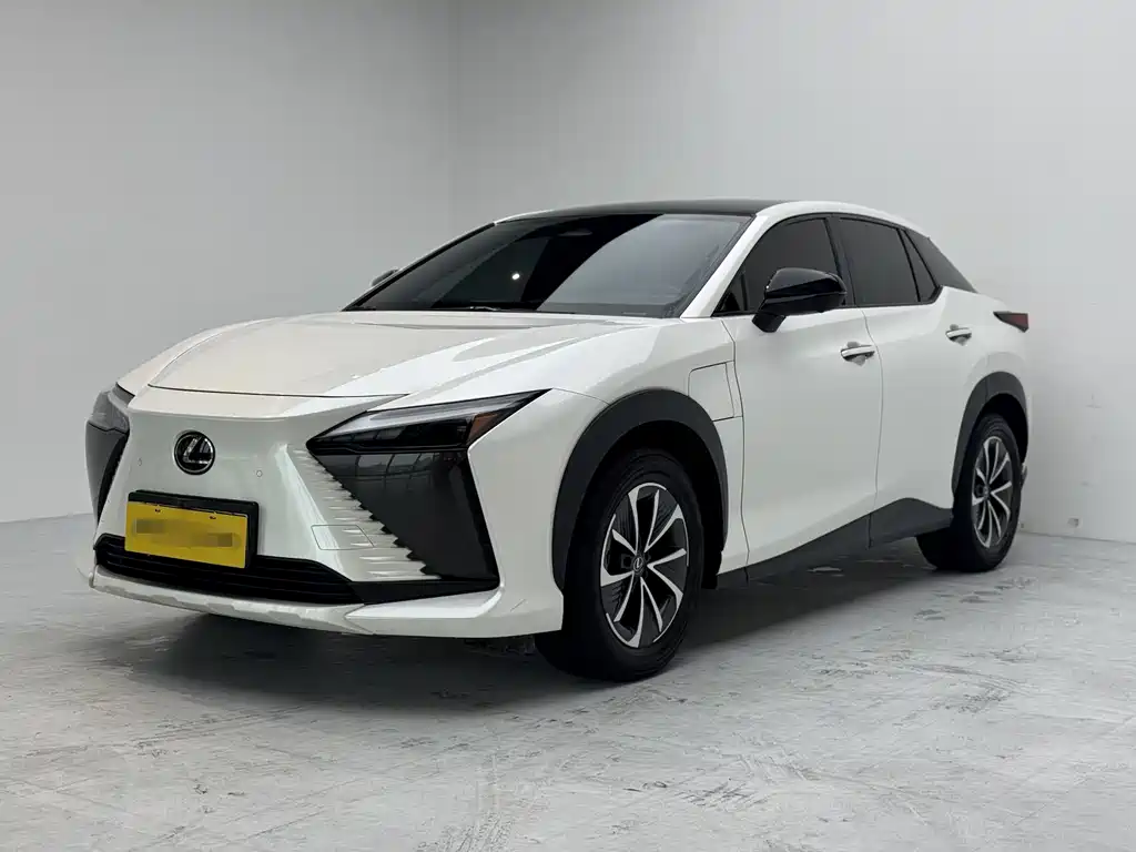 Lexus RZ 2023