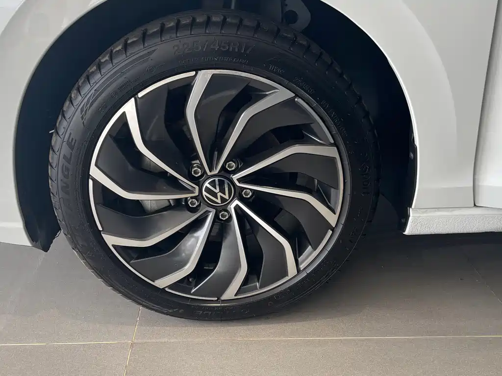 Volkswagen Golf — миниатюра 7
