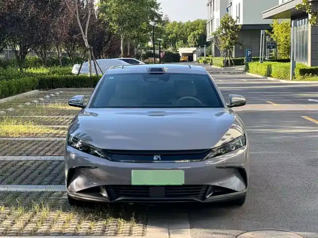 2025 BYD Han
