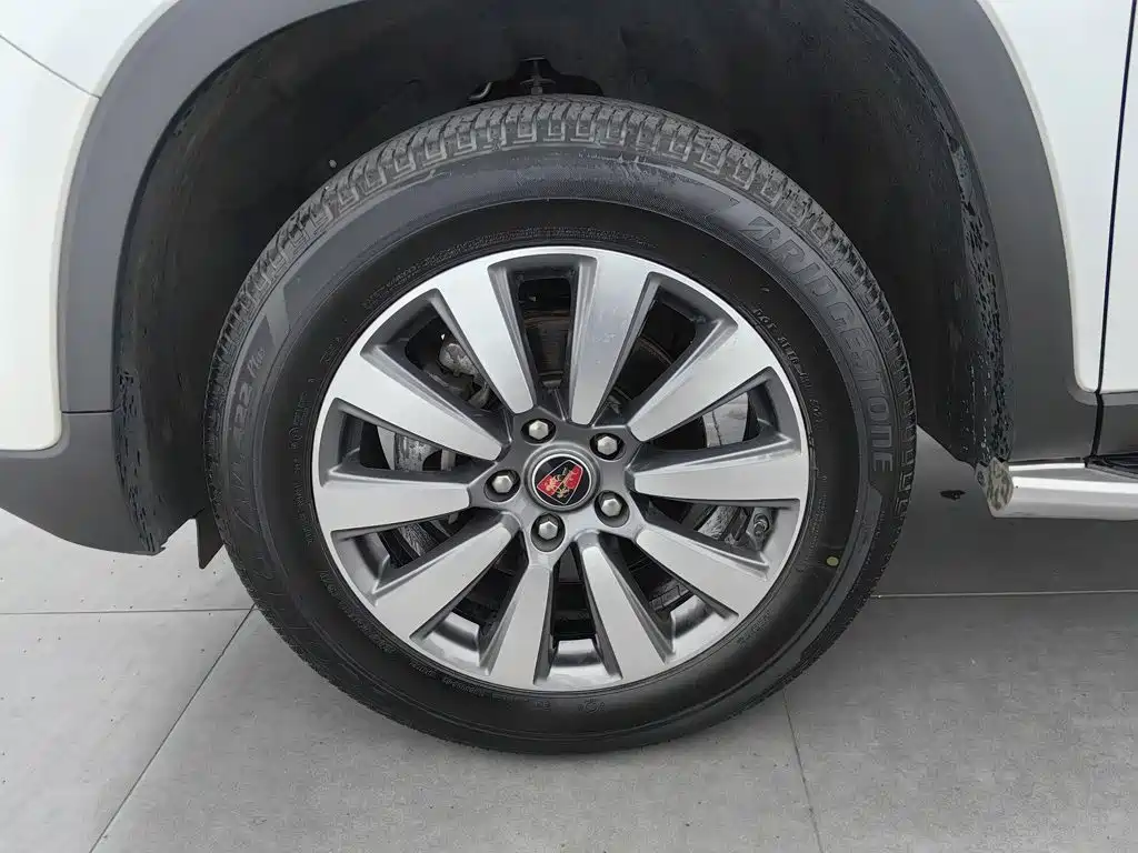 Roewe RX8 — миниатюра 17
