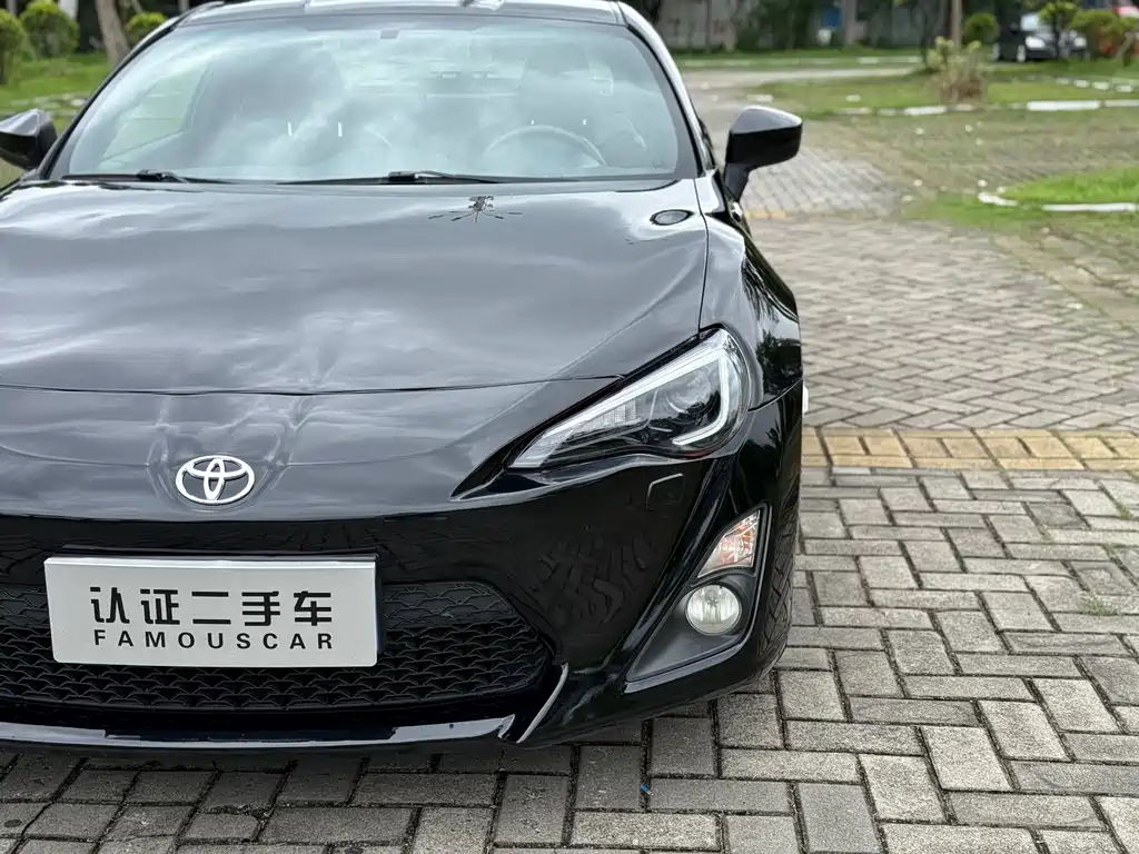 Toyota 86 2017 2.0L MT Luxury