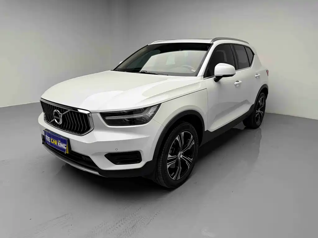 Volvo XC40 2022