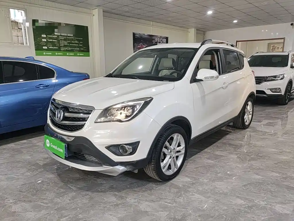 Changan CS35 — миниатюра 2