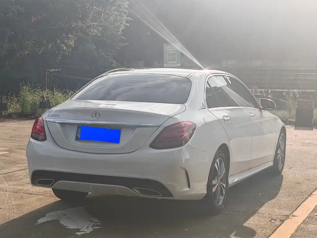 Mercedes-Benz C-Class — миниатюра 4