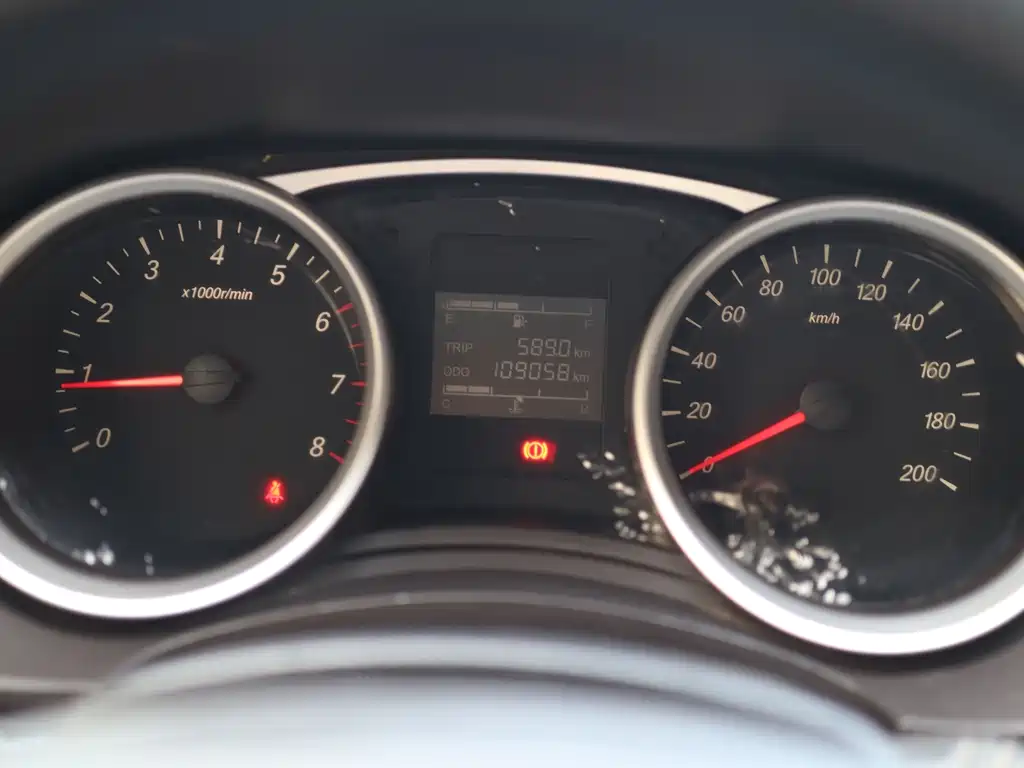 Wuling Hongguang — миниатюра 7