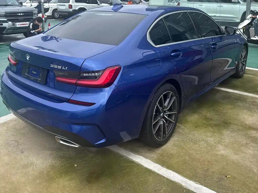 BMW 3 Series — миниатюра 4