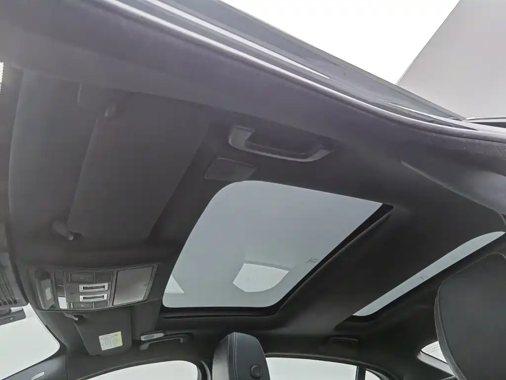 Jaguar XEL — миниатюра 14
