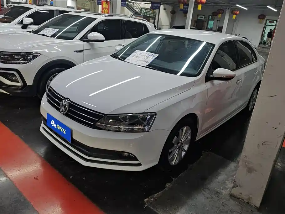 Volkswagen Sagitar 2019