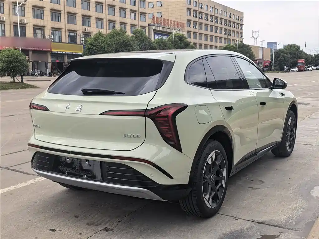 Hongqi 06 2025 520