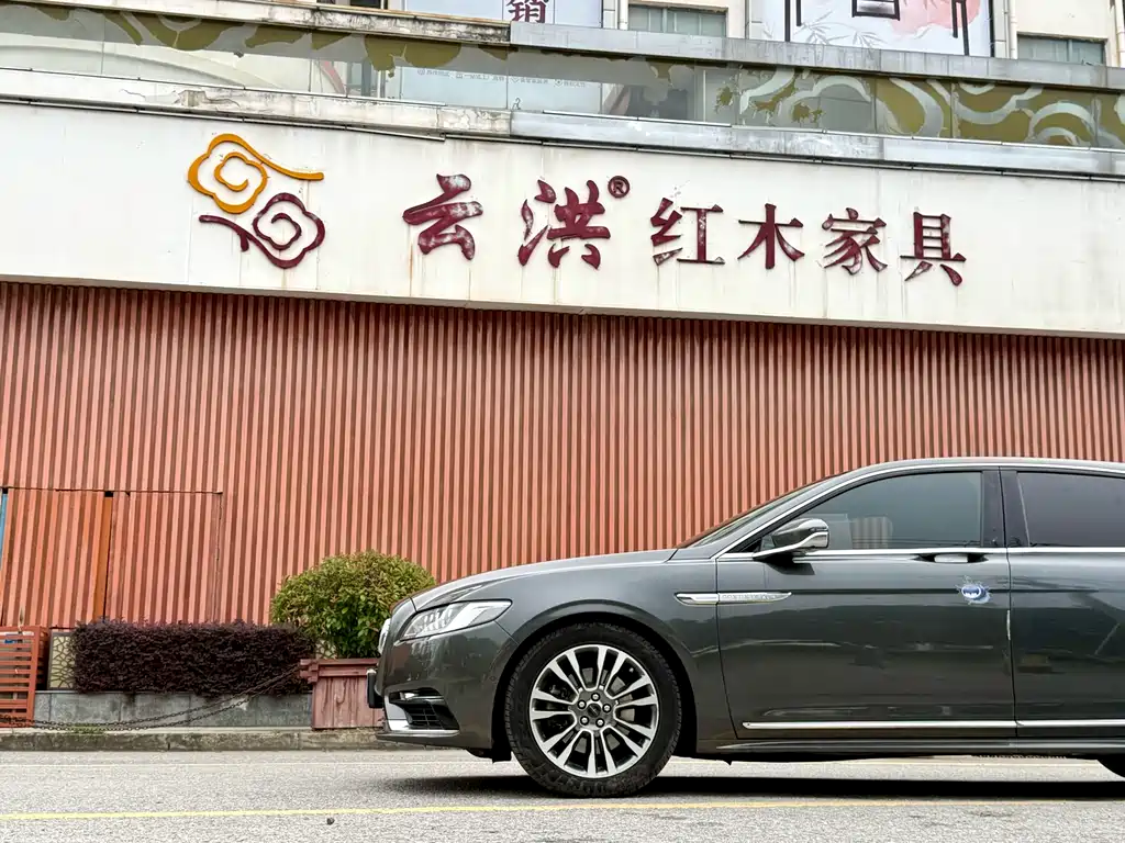 Lincoln Continental 2017 3.0T