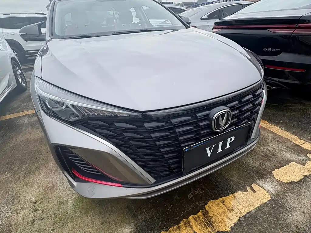 Changan Eado — миниатюра 3