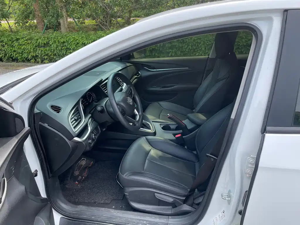 Buick Excelle — фотографии объявления, Фото 17