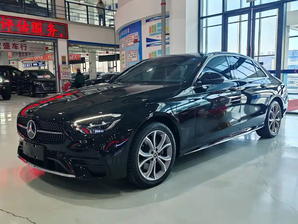 MERCEDES-BENZ E CLASS