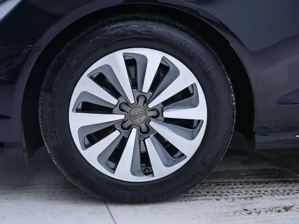Audi A6L 2017 30 FSI Comfort