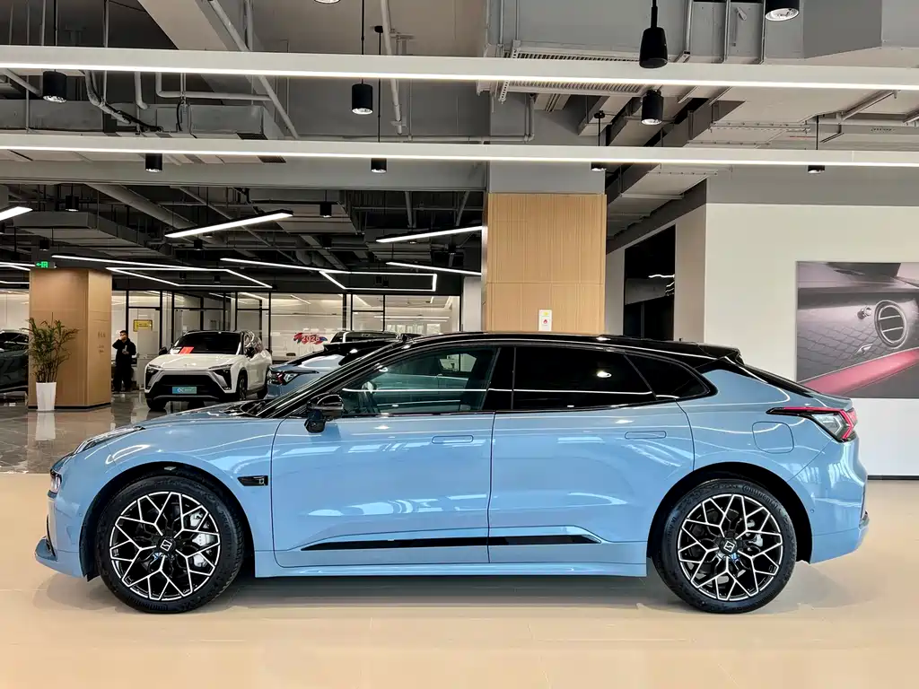 ZEEKR EXTREME KRYPTON 001