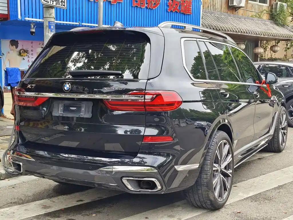 BMW X7 — миниатюра 18