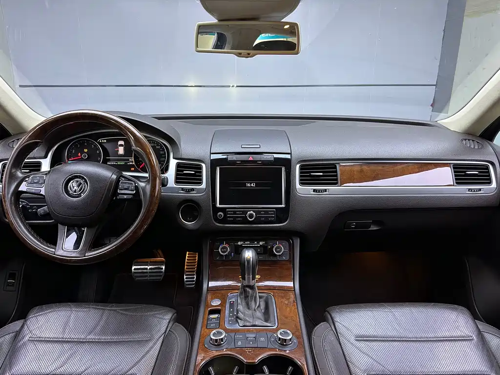 Volkswagen Touareg 2011 3.0TSI Hybrid