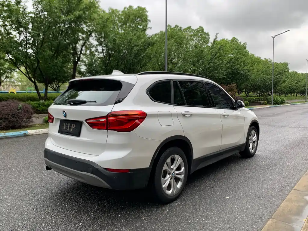 BMW X1 2016 sDrive18Li Premium