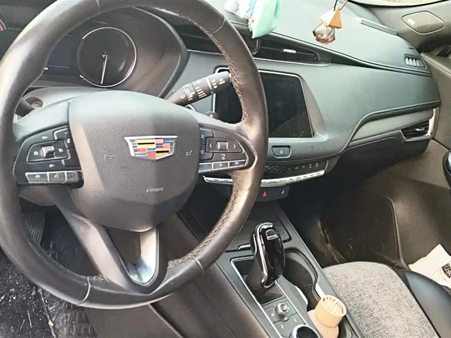 Cadillac XT4 — фотографии объявления, Фото 12