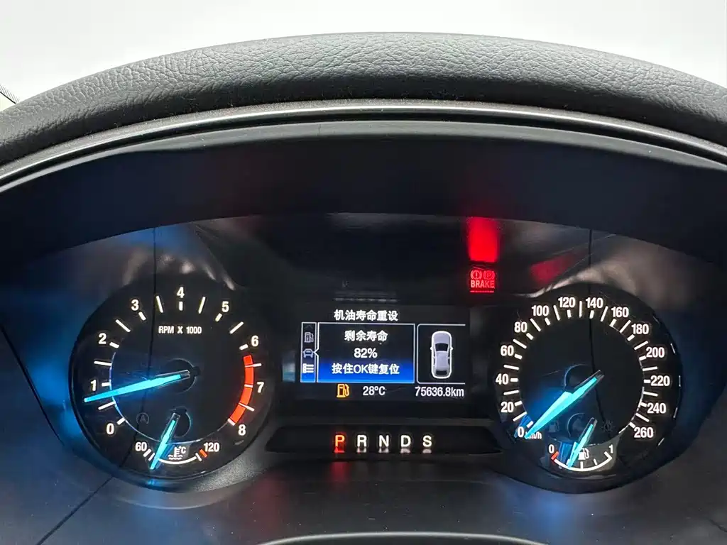 Ford Mondeo — миниатюра 9