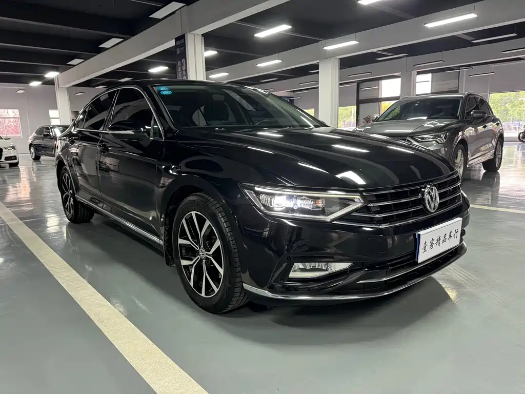 Volkswagen Magotan 2020 330TSI DSG Lead