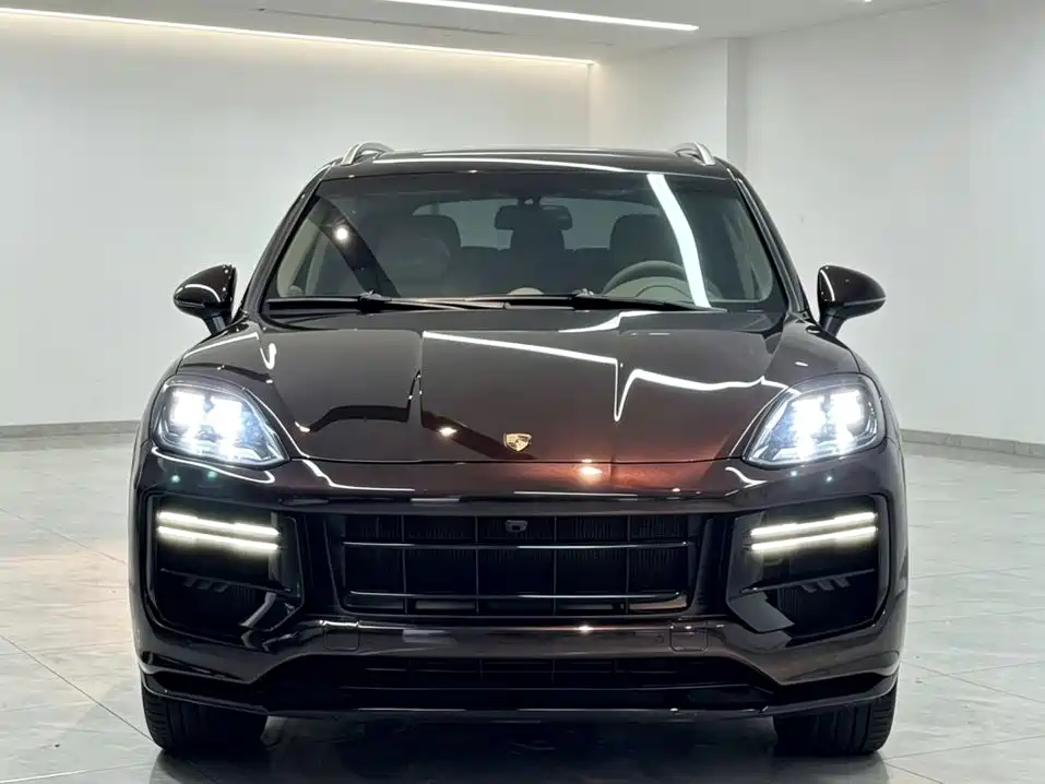 Porsche Cayenne — миниатюра 3