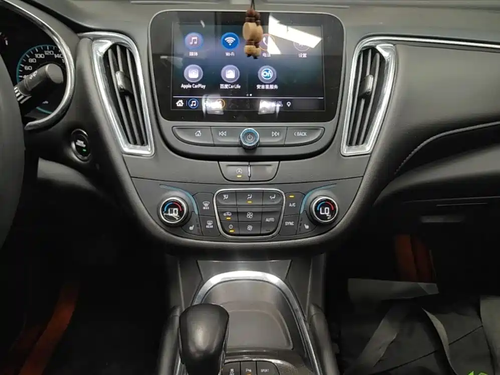 Chevrolet Malibu XL — миниатюра 16