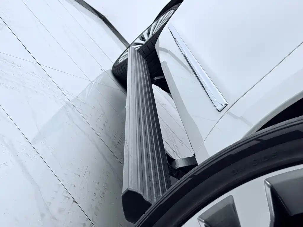 Lincoln Navigator — миниатюра 33