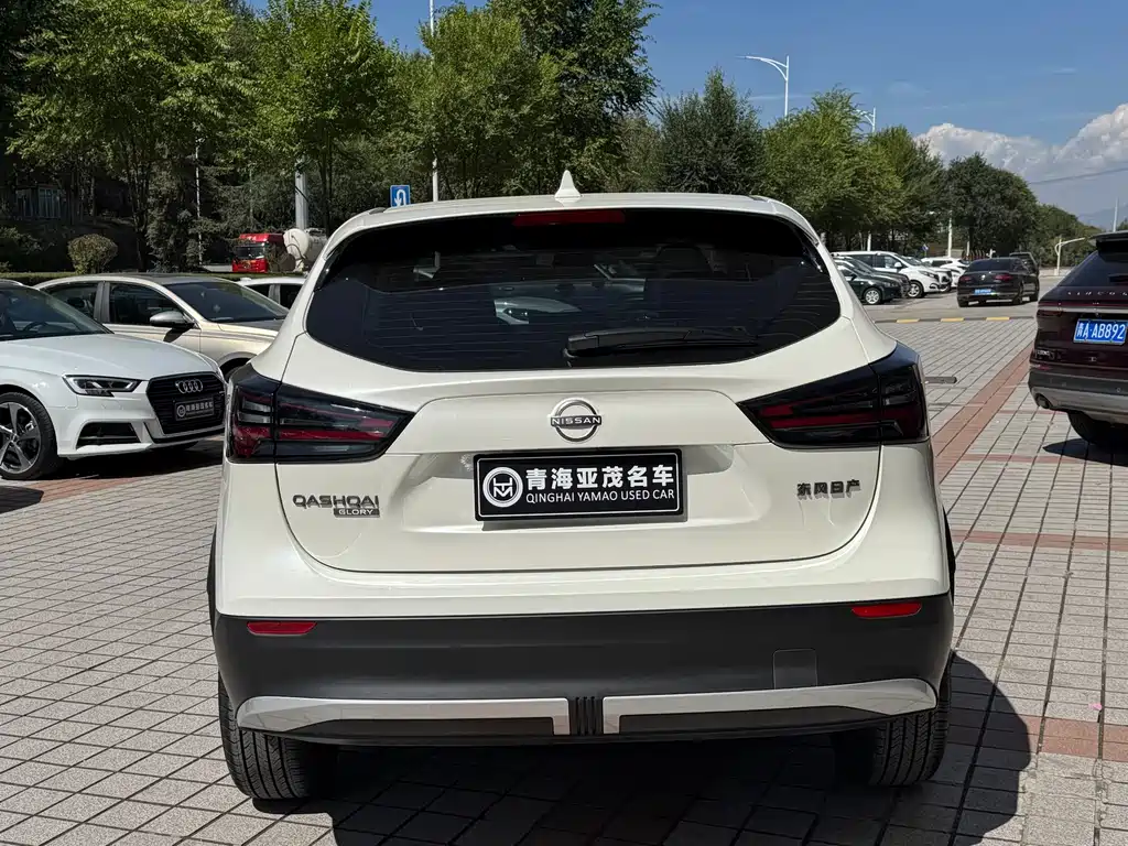 Nissan Qashqai — миниатюра 11