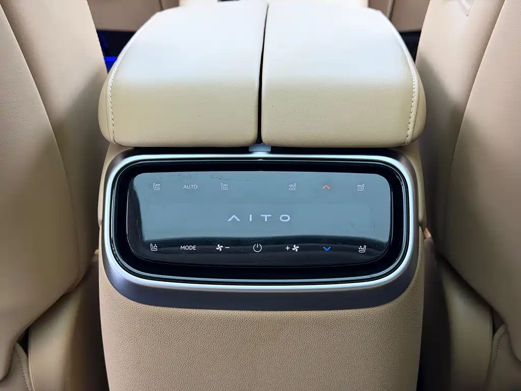 AITO AITO M7 — миниатюра 17