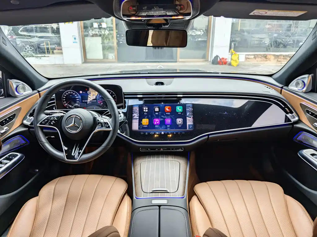MERCEDES-BENZ  E CLASS