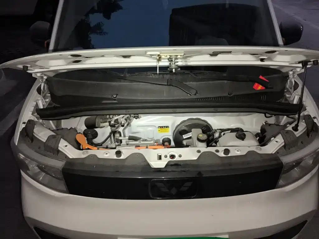 Wuling MINIEV — миниатюра 21
