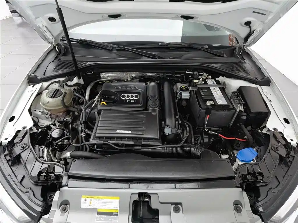 Audi A3 2020 Limousine 35 TFSI Fashion VI