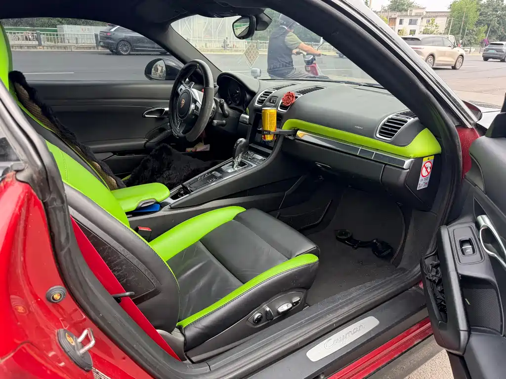 Porsche Cayman 2013 Cayman 2.7L