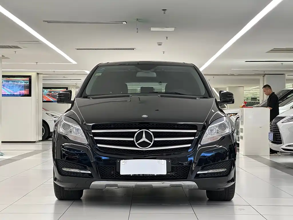 Mercedes-Benz R-Class — миниатюра 2
