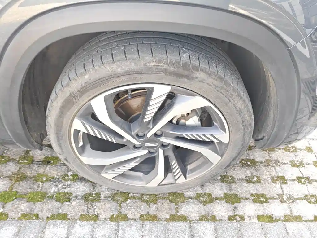 Geely Xingyue L — миниатюра 8