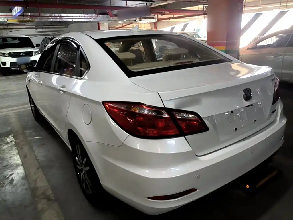 Changan Eado 2016 1.6L MT