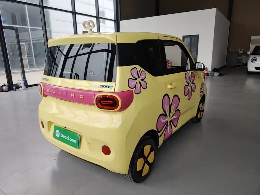 Wuling MINIEV — миниатюра 7