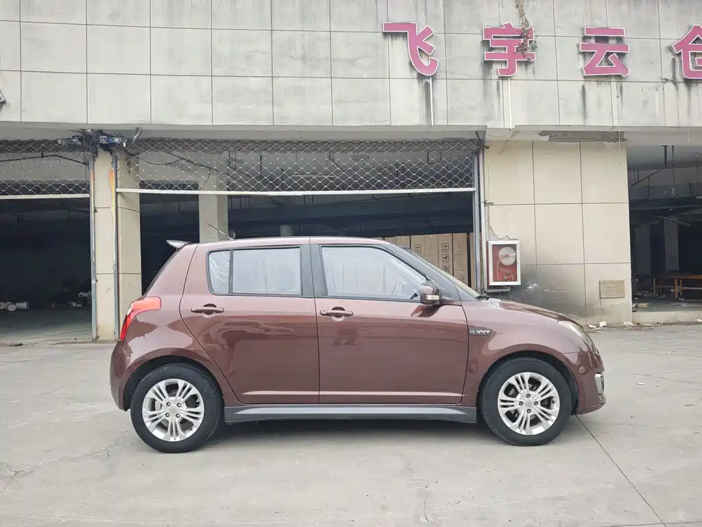 Suzuki Swift — миниатюра 13