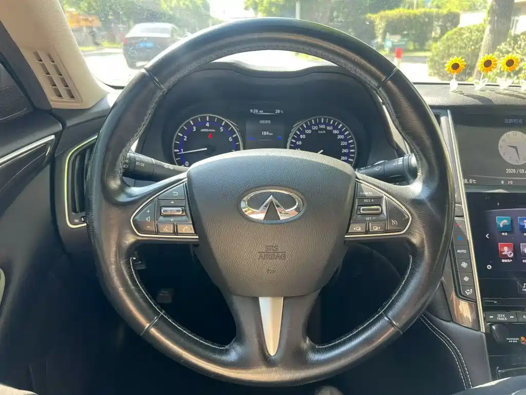 Infiniti Q50 — миниатюра 7