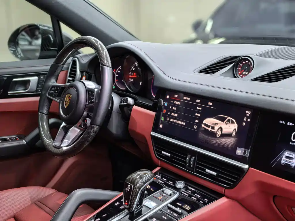 Porsche Cayenne — миниатюра 26