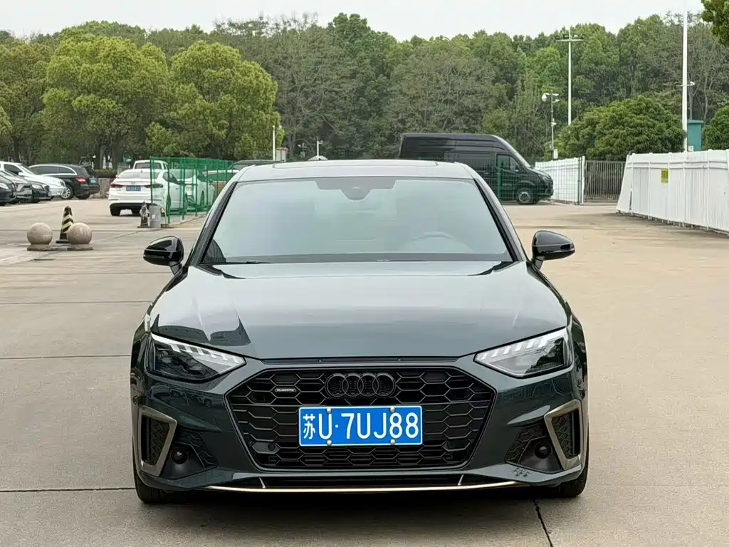 Audi A4L 2024
