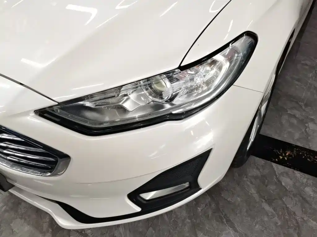 Ford Mondeo — миниатюра 24